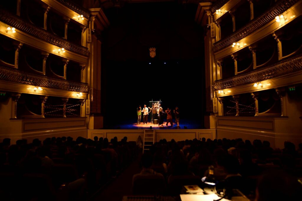 50724791_2304383292913546_207903484010299392_n